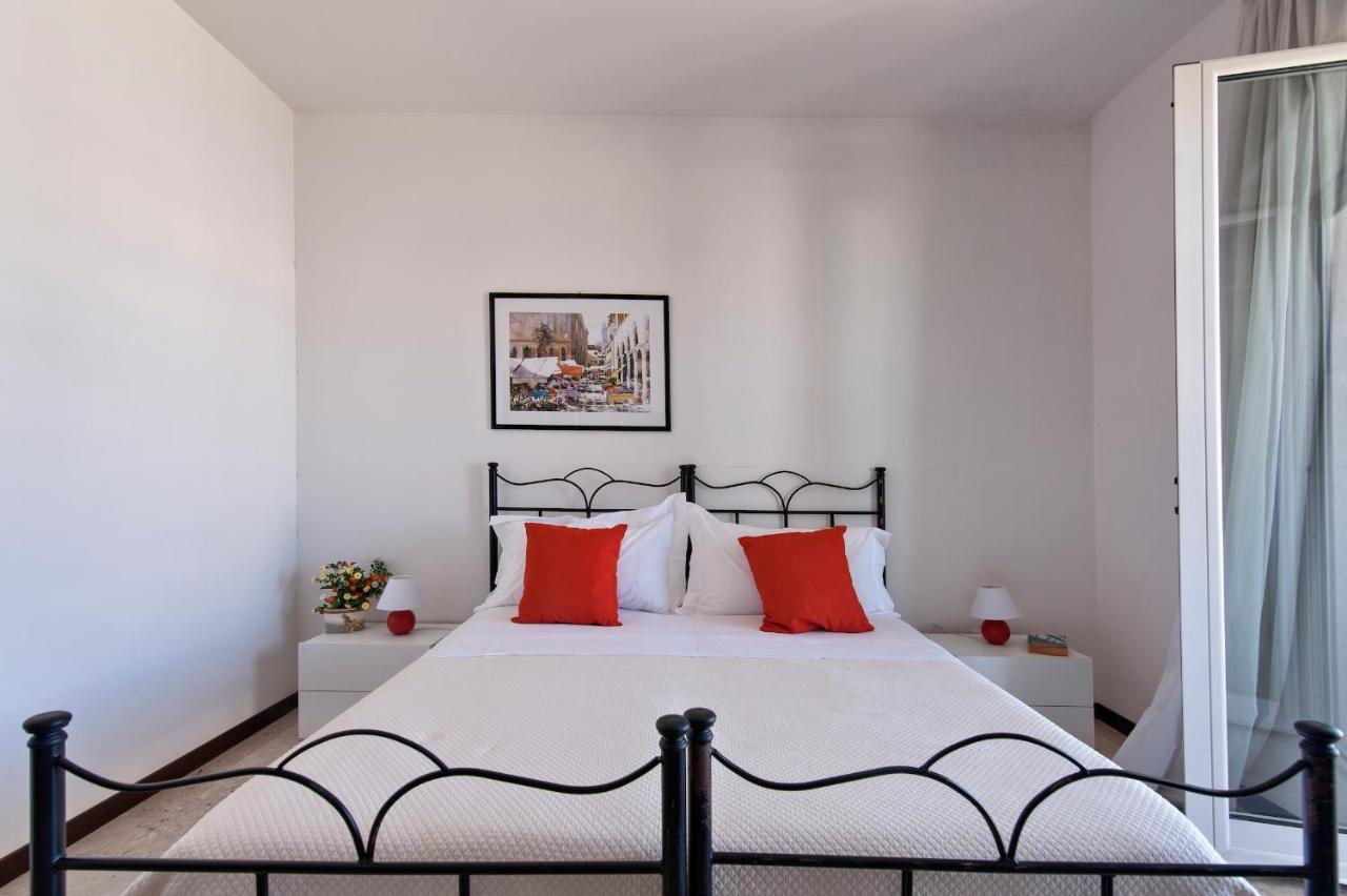 Via Del Mare - Rooms & Apartment Sit Apartment